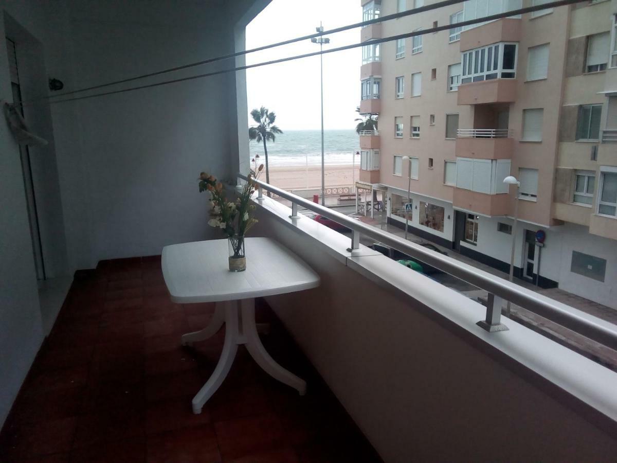 Ferienwohnung Azul Maritimo Cádiz Exterior foto